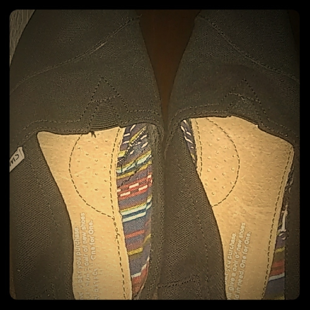 Black Canvas Women's Classics | TOMS®
